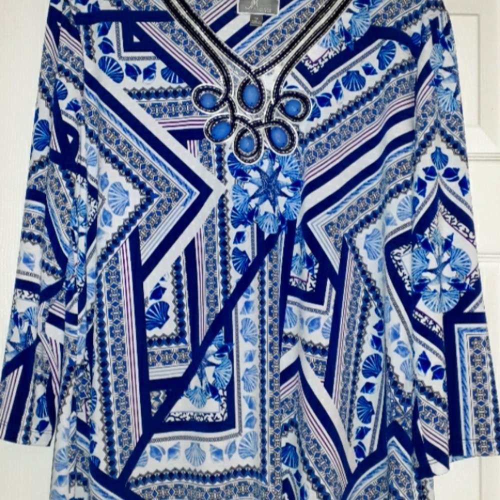 JM Collection Blue&White Top